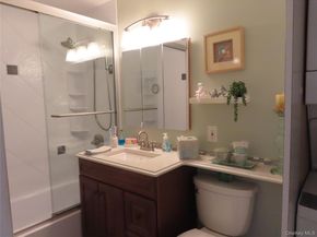 463 Mariners Way, Copiague NY 11726