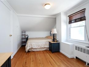 251 McKinley Parkway, Mineola NY 11501