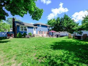 120 Sutton Drive, Plainview NY 11803