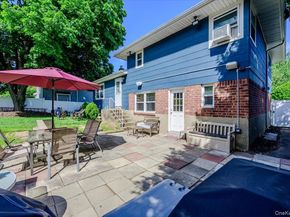 120 Sutton Drive, Plainview NY 11803