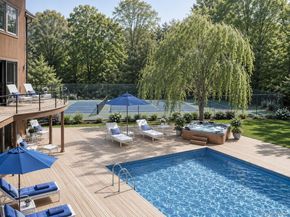 61 Hidden Cove Court, Southampton NY 11968