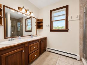635 Farmveu Road, Mattituck NY 11952