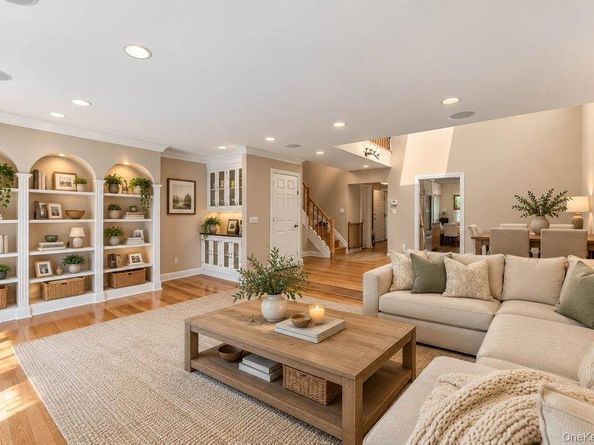 76 Estate Drive, Jericho NY 11753