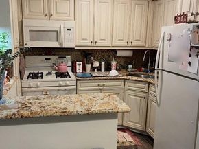 210 E Broadway 6J, Long Beach NY 11561