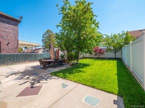 76-11 173rd Street, Fresh Meadows NY 11366