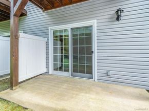 87 Pond View Drive, Port Washington NY 11050