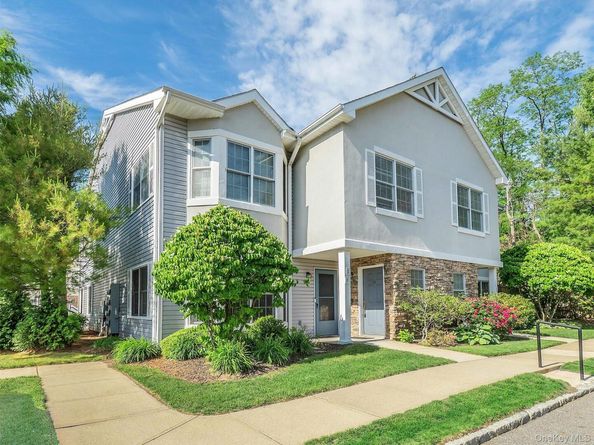 87 Pond View Drive, Port Washington NY 11050