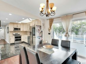 129 Gleeland Street, Deer Park NY 11729