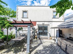 7355 194th Street, Fresh Meadows NY 11366