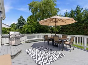 42 Kathleen Drive E, Syosset NY 11791