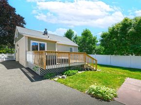 2478 S Saint Marks Avenue, Bellmore NY 11710