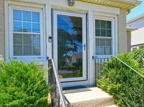 2478 S Saint Marks Avenue, Bellmore NY 11710