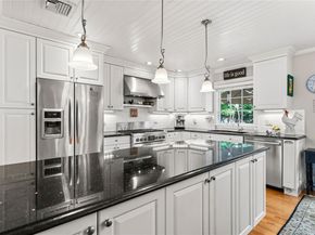39 Brewster Road W, Massapequa NY 11758
