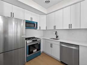 93 Admiral Court, Bronx NY 10473