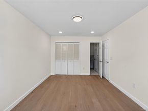 93 Admiral Court, Bronx NY 10473