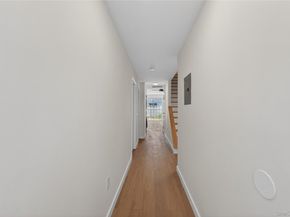 93 Admiral Court, Bronx NY 10473