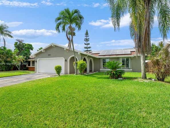 10851 NW 26th St, Sunrise FL 33322