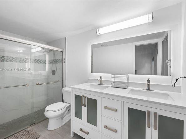 10851 NW 26th St, Sunrise FL 33322