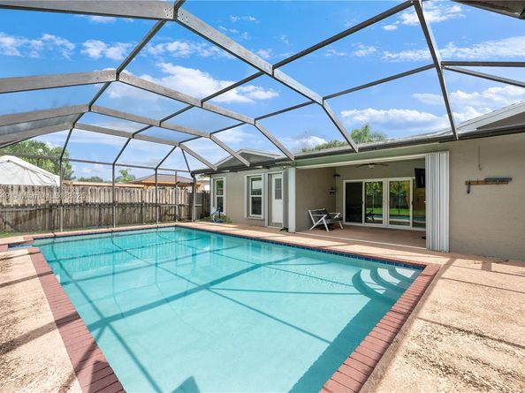 10851 NW 26th St, Sunrise FL 33322