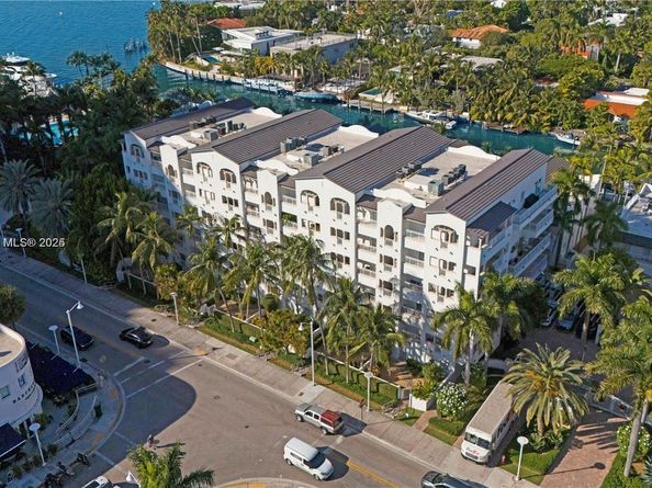 1415 Sunset Harbour Dr 202, Miami Beach FL 33139