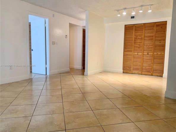 1720 NW N River Dr 307, Miami FL 33125