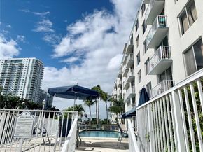 1720 NW N River Dr 307, Miami FL 33125