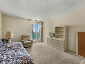 100 Bayview Dr 615, Sunny Isles Beach FL 33160
