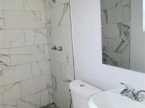 730 NW 178th Ter, Miami Gardens FL 33169