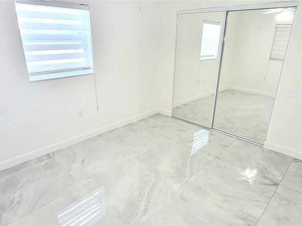 730 NW 178th Ter, Miami Gardens FL 33169