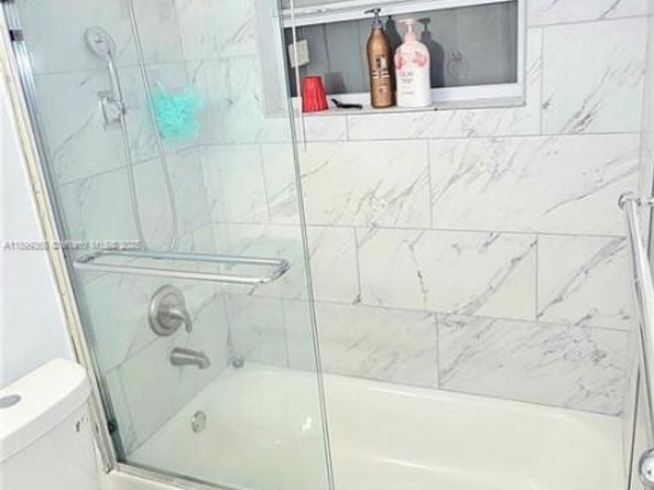 730 NW 178th Ter, Miami Gardens FL 33169