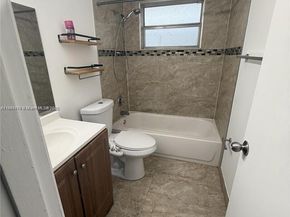 7505 SW 82nd St 314, Miami FL 33143
