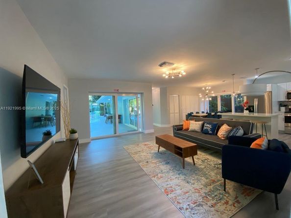 204 SW 19th Ave, Fort Lauderdale FL 33312