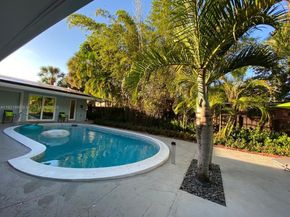 204 SW 19th Ave, Fort Lauderdale FL 33312