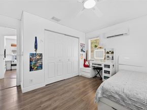 9836 NW 48th Ct, Coral Springs FL 33076