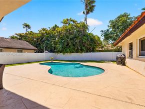 9836 NW 48th Ct, Coral Springs FL 33076