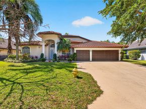 9836 NW 48th Ct, Coral Springs FL 33076