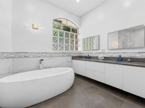 9836 NW 48th Ct, Coral Springs FL 33076