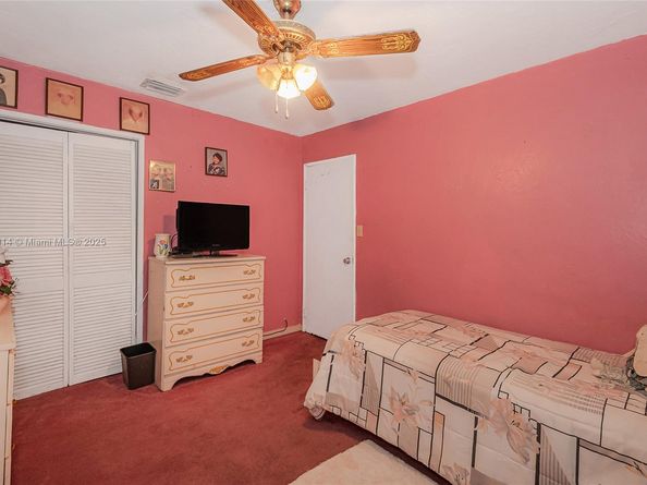 1083 NW 74th St, Miami FL 33150