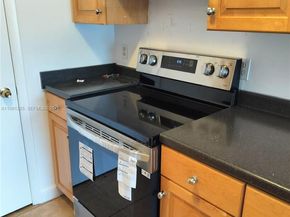 1223 Cherokee St, Jupiter FL 33458