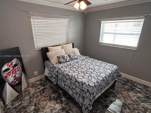 221 NE 24th St, Pompano Beach FL 33064