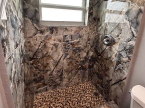 221 NE 24th St, Pompano Beach FL 33064