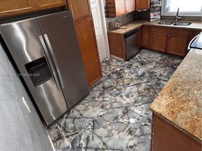 221 NE 24th St, Pompano Beach FL 33064