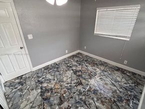 221 NE 24th St, Pompano Beach FL 33064