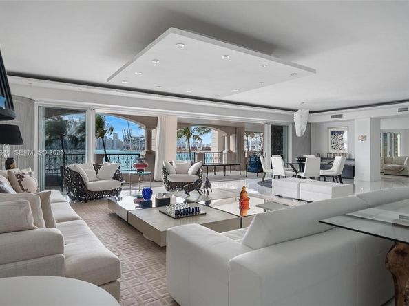5322 Fisher Island Dr 5322, Miami Beach FL 33109