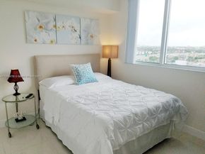 1871 NW S River Dr 1205, Miami FL 33125