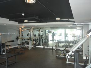 1871 NW S River Dr 1205, Miami FL 33125