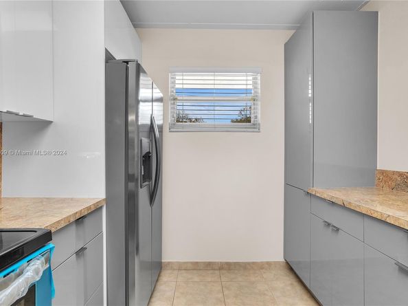 1100 NW 87th Ave 308, Coral Springs FL 33071