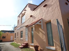 870 NW 14th Ct, Miami FL 33125