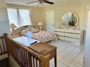 870 NW 14th Ct, Miami FL 33125