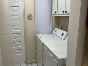 870 NW 14th Ct, Miami FL 33125